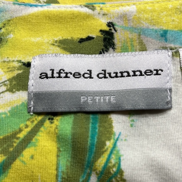 EXC Macaw Parrot Alfred Dunner TOP Women’s L Petite Tropical Avian Bird - Picture 7 of 17